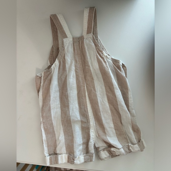 Lauren Conrad little co linen romper - Picture 2 of 4